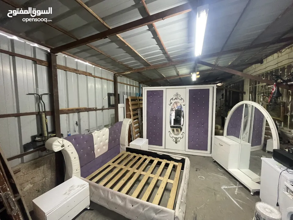 غرفة نوم  كامله تفصيل  خشب ساندوش   موجود في رام الله سعر2000  شامل  التوصيل