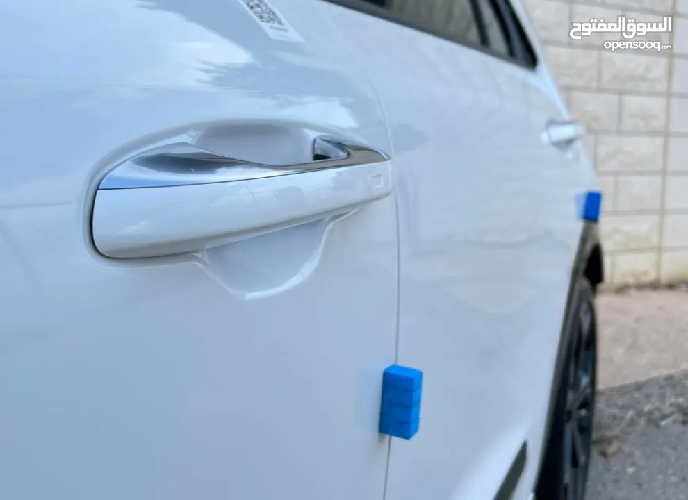 فل مسكر مع فتحة Kia Niro 2024-23