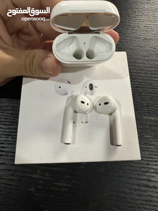 Apple Air Pods Original 2nd Generation  Perfect Condition, No issues at all, Includes box & Cover