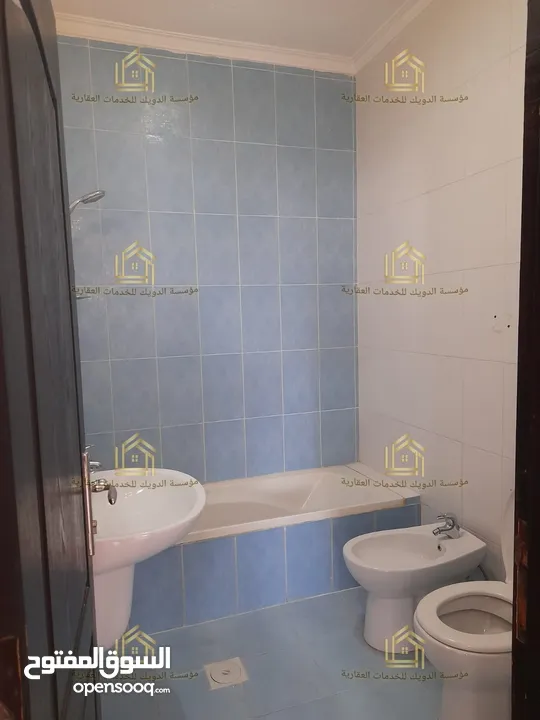 شقة ارضية مع ترس في عبدون