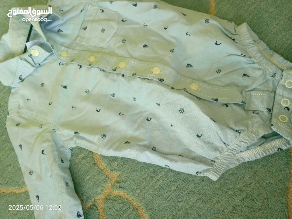 شروة ملابس أطفال من عمر سنة لسنتين ومن خمس سنوات لثمن سنوات