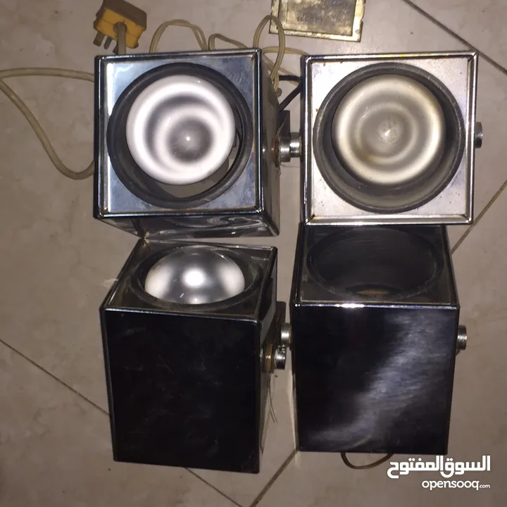 Cash only  4 Flashlight  كاش فقط  4 كشاف اضاءة