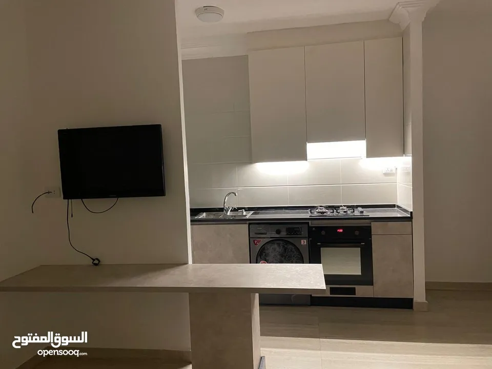 استوديو مميز جدا قريب من جامعة العلوم التطبيقية