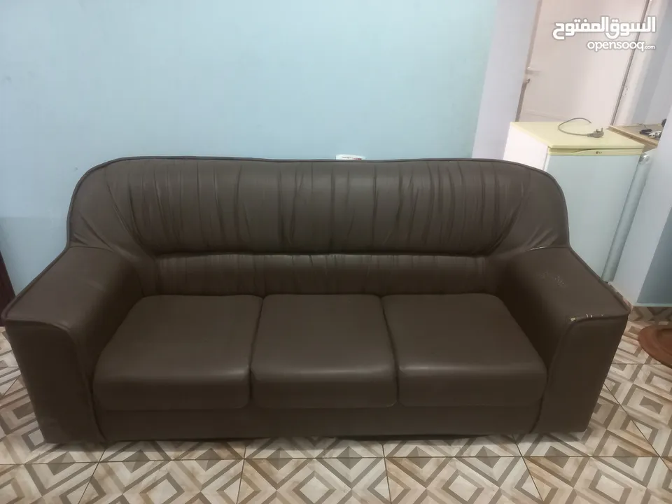 4 piece sofa set in excellent condition