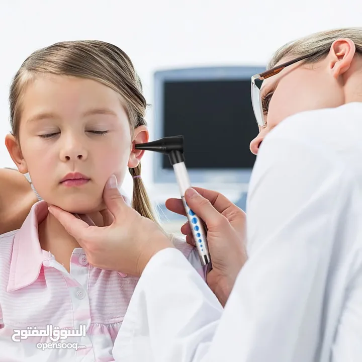 جهاز تنظير عدسه مكبره مع الاضاءه و اربع روؤس مختلفه  للكشف عن وضع داخل الاذنين  و تنظيفها و رؤية اما