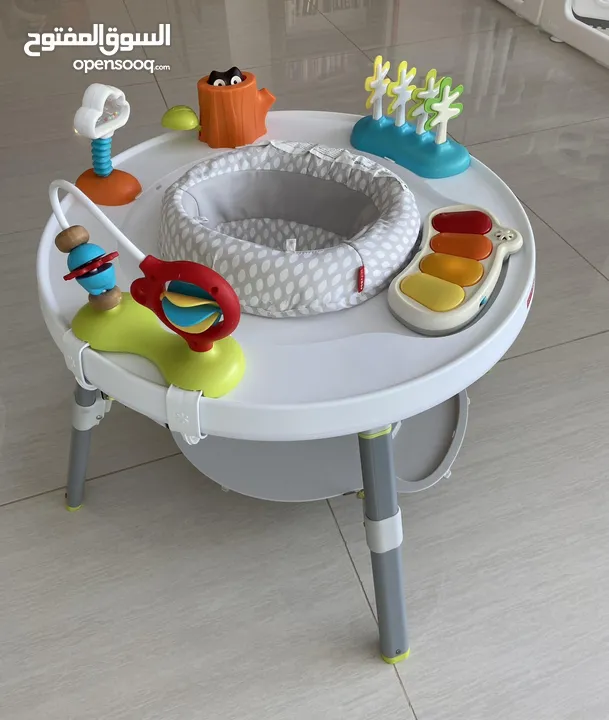 Skip hop activity table 60 JDs