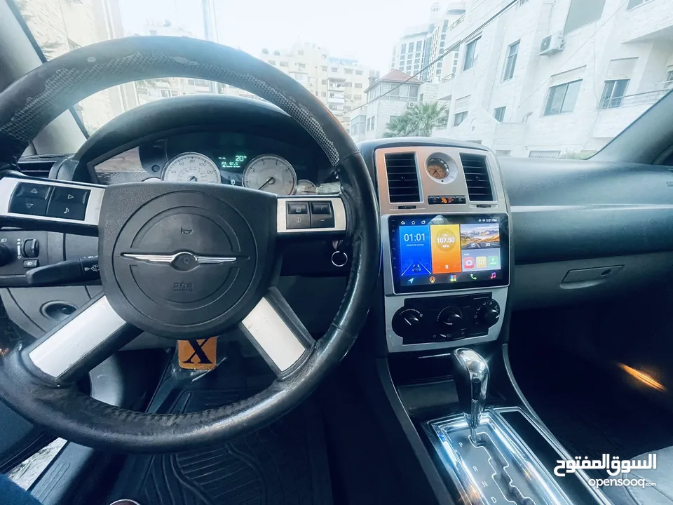 كرايسلر 300 C موديل 2006