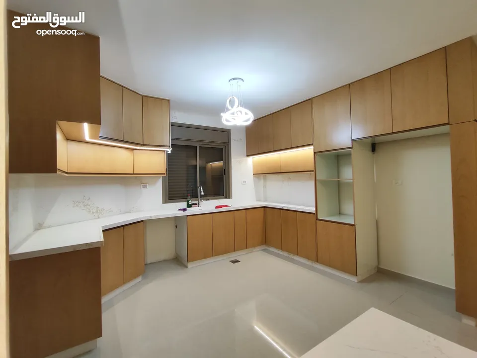 شقة جديده سوبر ديلوكس غير مفروش للايجار في الماصيون