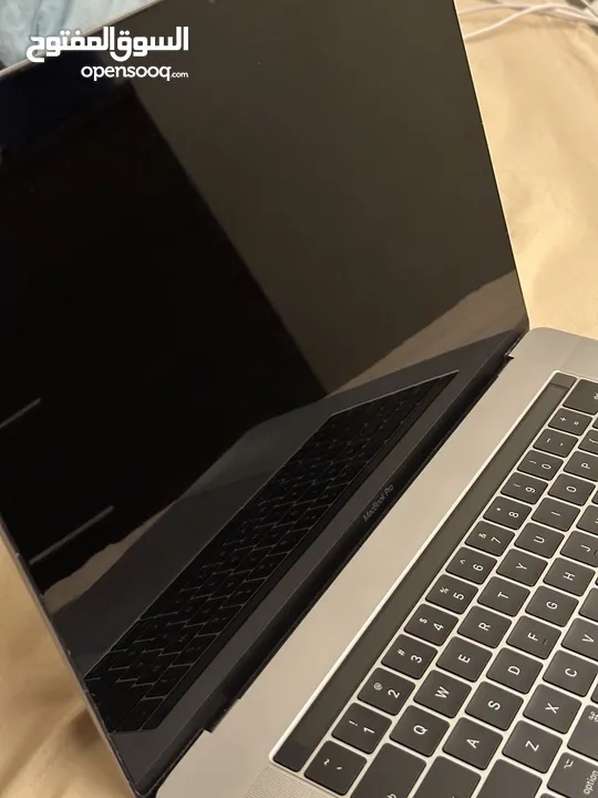 MacBook Pro 15’ i7 250gb 16gb ram with Touch Bar