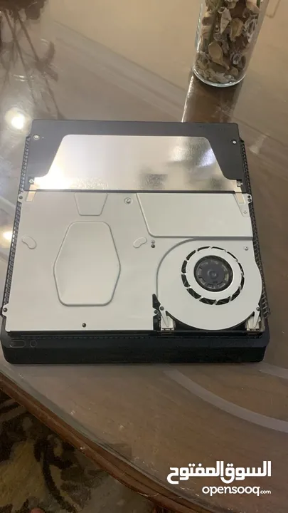 Ps4 slim حاله جيده