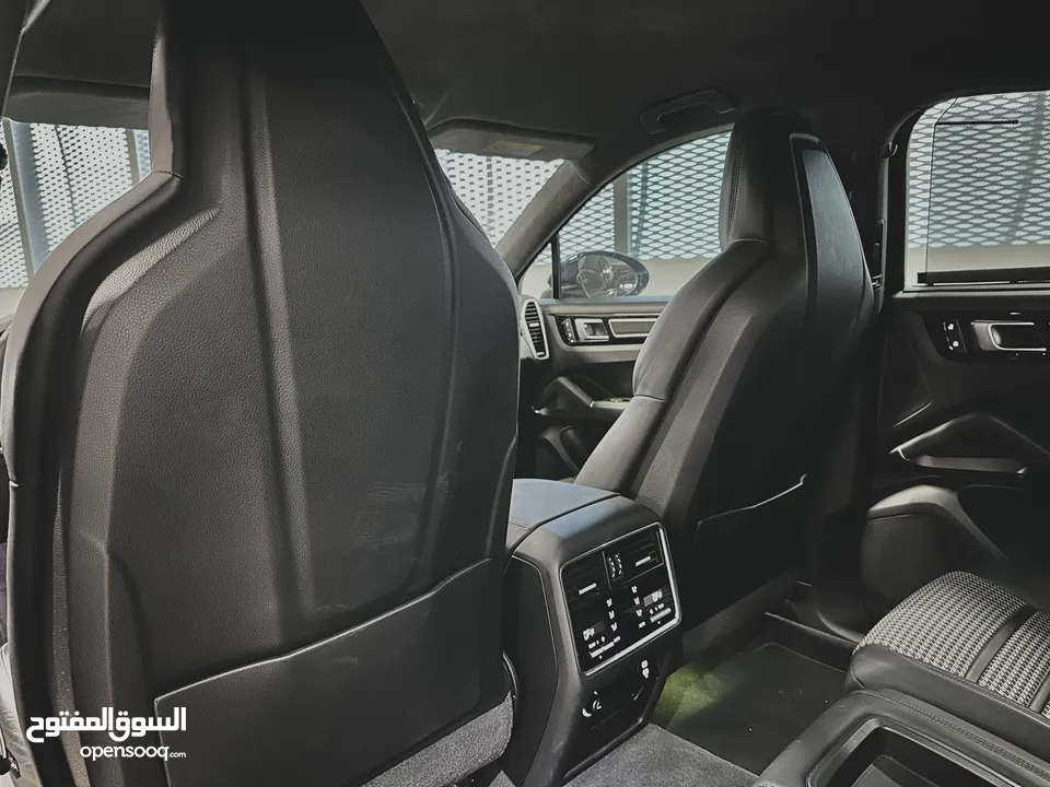 Porsche Cayenne 2022 Oman Agency SATA- under warranty