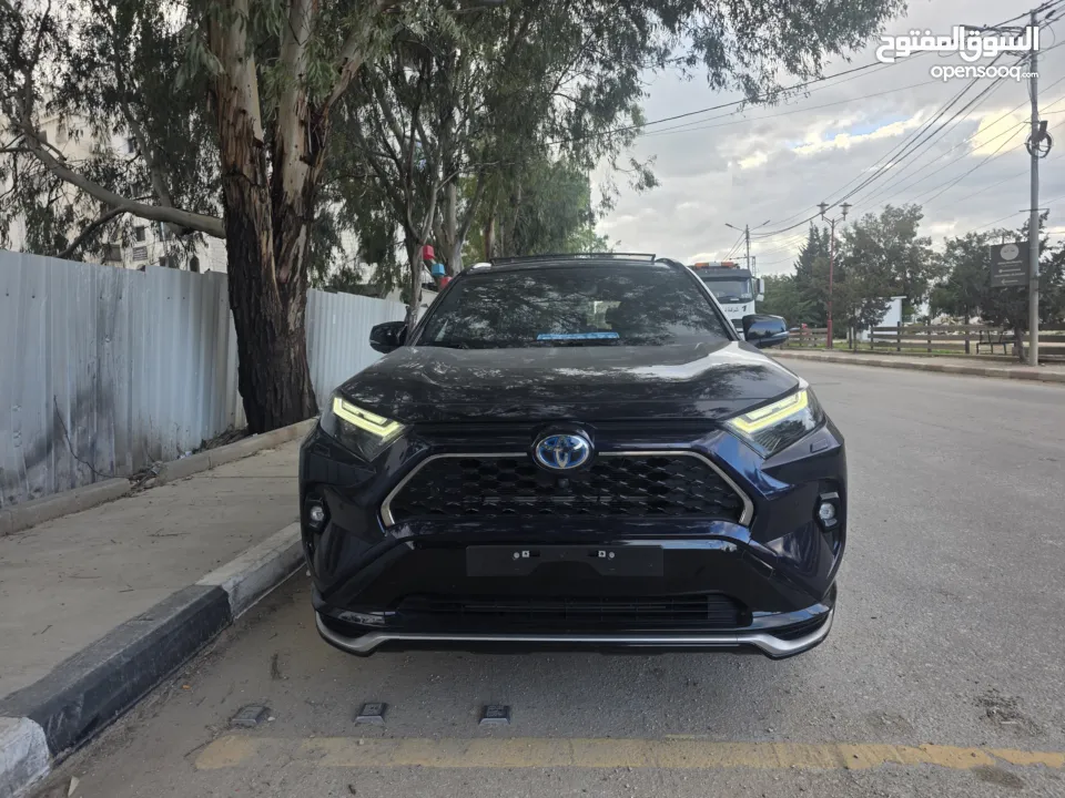 تويوتا راف rav4 plugin hybrid 2023/22 الافخم في البلاد.