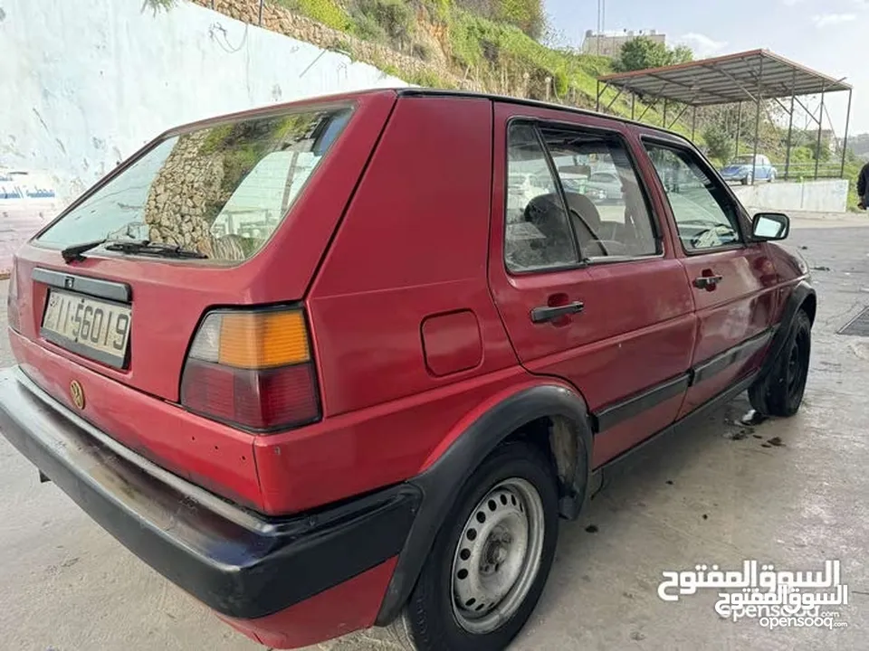 جولف 90 بحاله جيده ترخيص طويل بسعر حرق