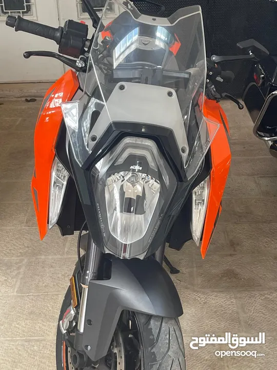 وحش الطرقات – KTM 1290 Super Duke GT موديل 2016  دراجة رياضية وسياحية فاخرة بحالة وكالة للبيع