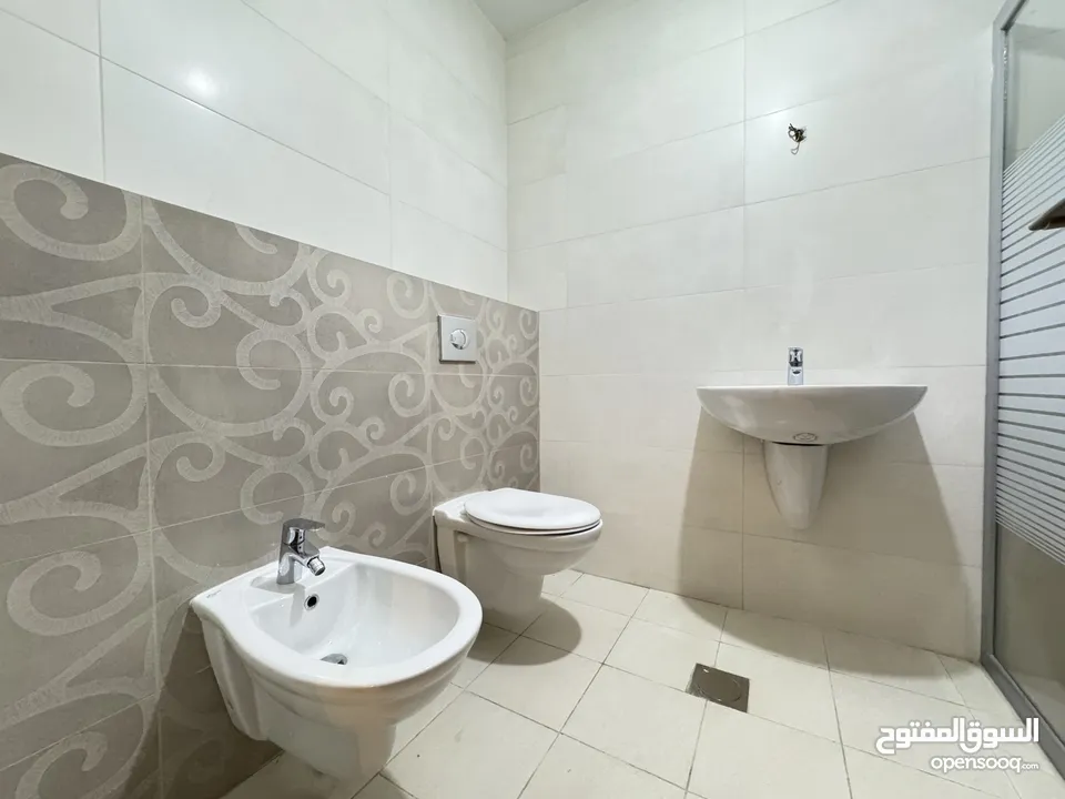 unfurnished apartment for rent in 4th circle ( Property 37912 )-174804874