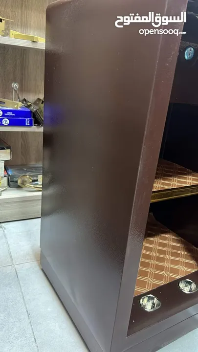 قاصه مميزة جدا بوزن 60 كيلو مع نظام حماية رائع ضد الحريق