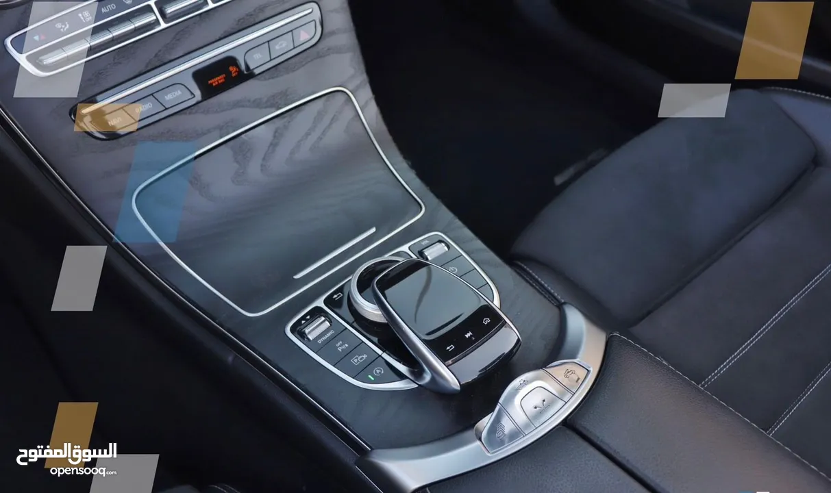 مرسيدس C200 كشف للايجار ( للاعراس )  Mercedes c200 AMG (2020)