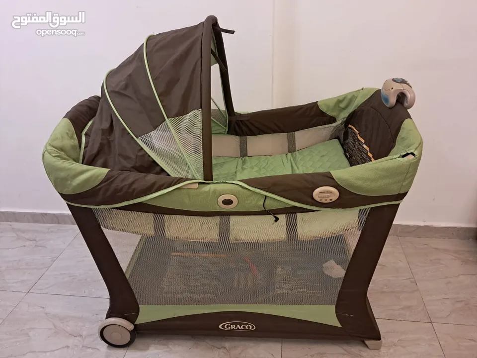 تخت اطفال من جراكو Graco pack and play