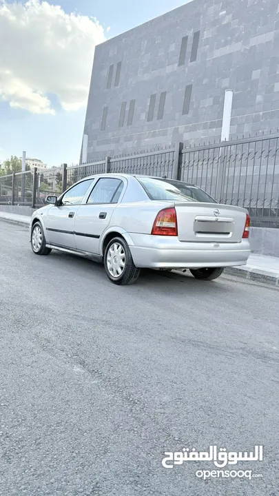 اوبل استرا G موديل 2004