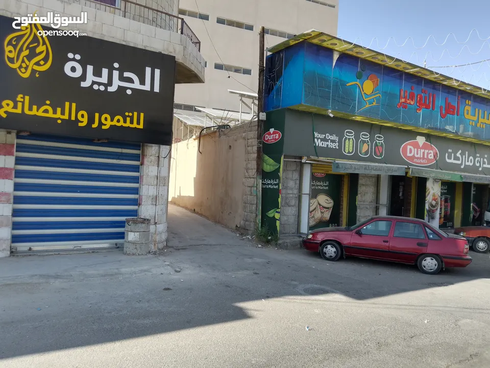 محل مجهز بالكامل بديكور فاخرللبيع