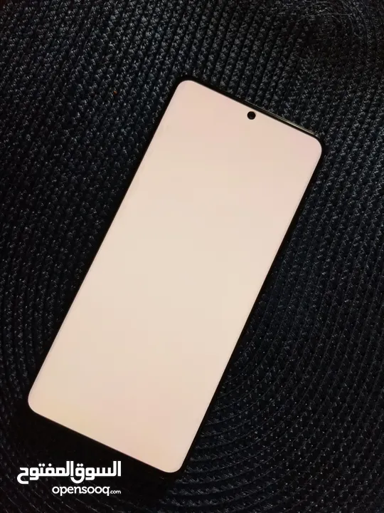 Samsung S21Altra 5G رام 12 جيجا 128 وارد امريكي يعمل على جميع الشبكات في الأردن - السعر قابل للتفاوض