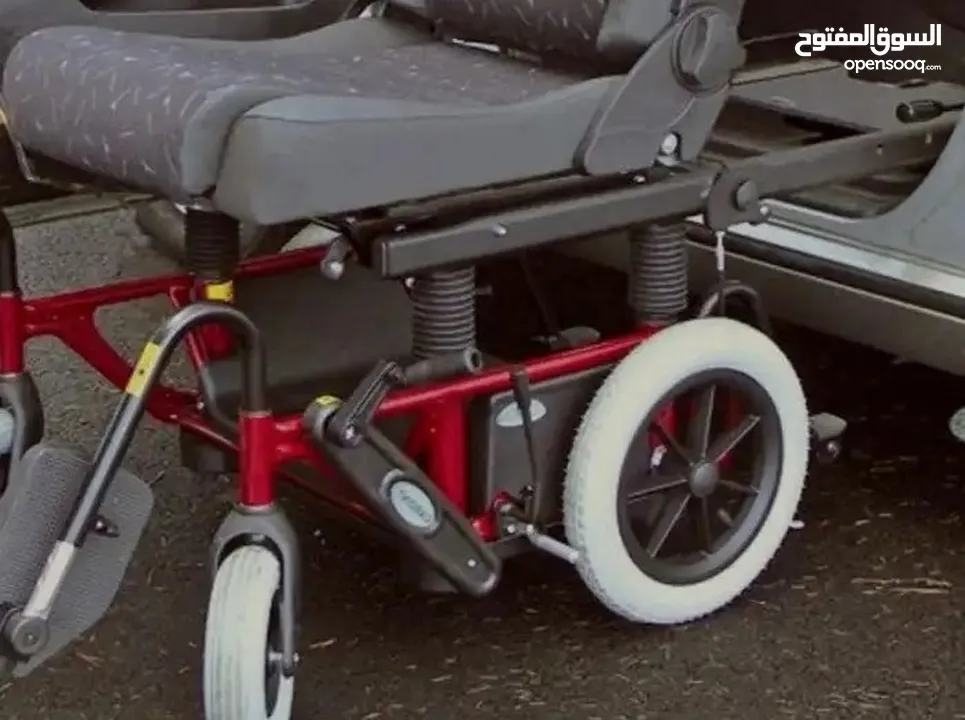 هوندا اوديسي LX 2011 مزودة بكرسي متحرك (Wheel Chair) لصعود ونزول الراكب بالريموت