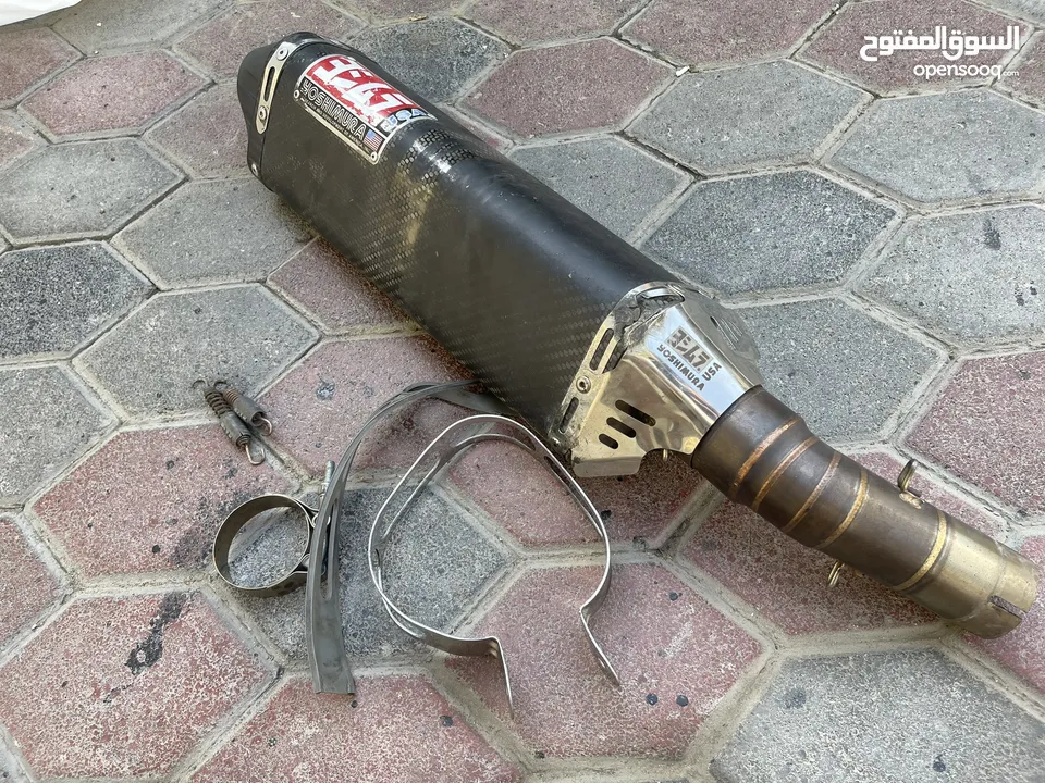 YOSHIMURA CARBON SERIES EXHAUST FOR MOTORCYCLE FOR SALE!!!! Universal type