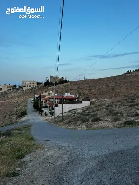 بيت مستقل في اجمل مناطق الزرقاء