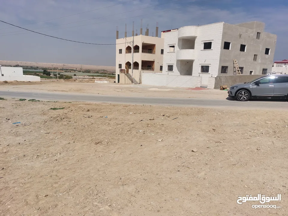 الاغوار الجنوبية بالقرب من البحر الميت..تصلح لشاليهات....استثمارية بمردود  عالي