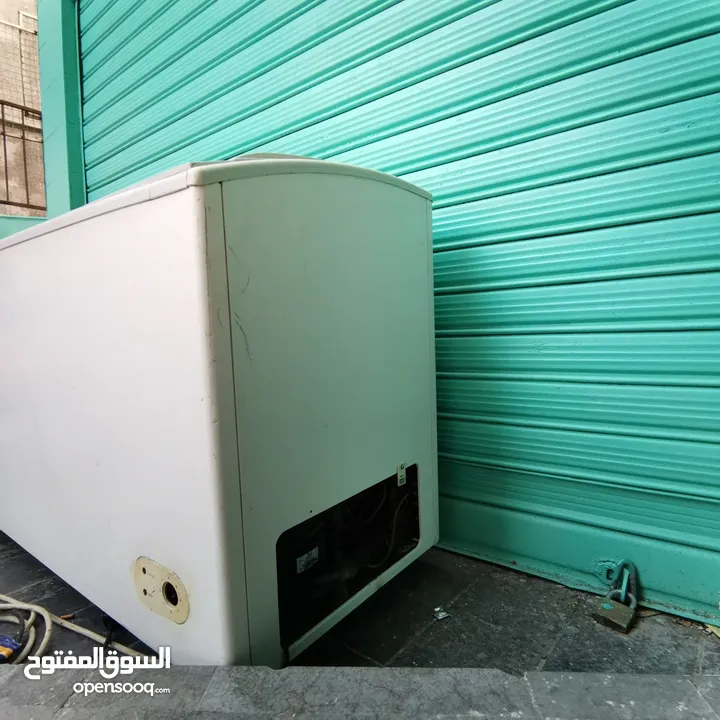 فريزر عرض للبيع