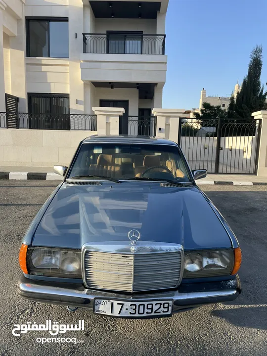 مرسيدس لف Mercedes-Benz E230 1984