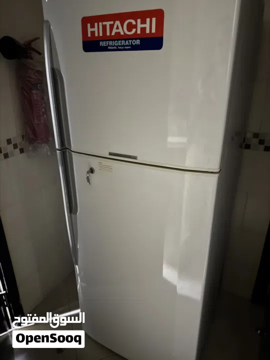 طاولة سفرة وبراد