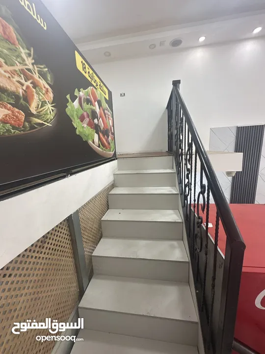 مطعم للبيع