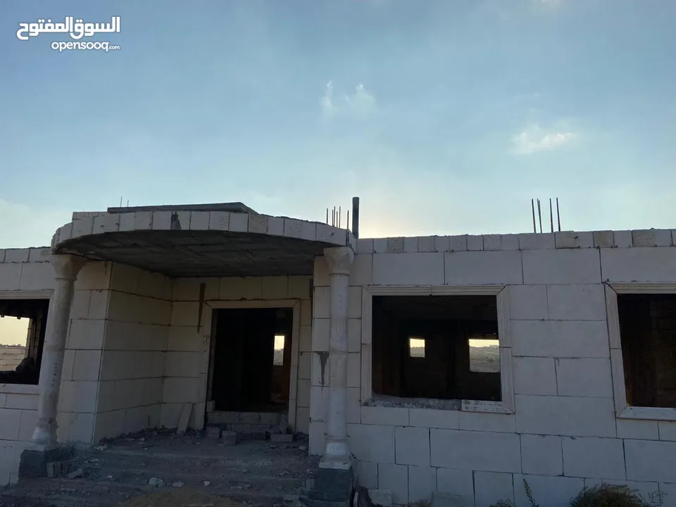 بيت طابقين عظم ناعور ابو العساكر منطقة فلل