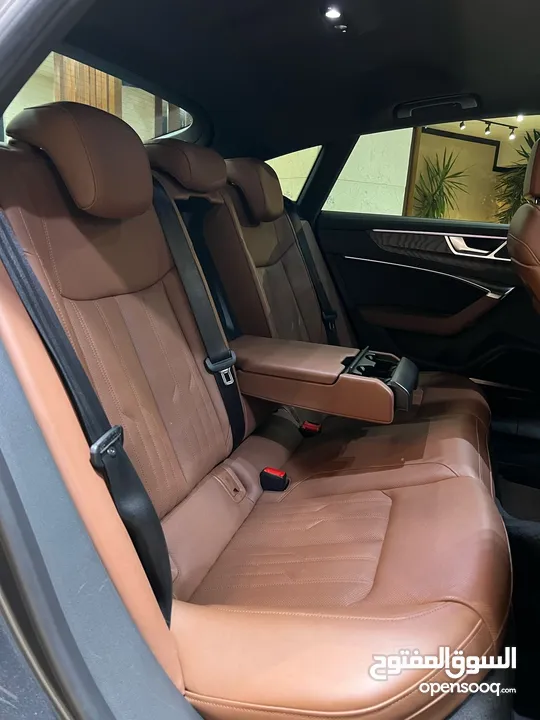 Audi A7 45 TFSl -Sline Hybrid 2021 وارد شركه نقل مالك اول عداد 34 الف كم