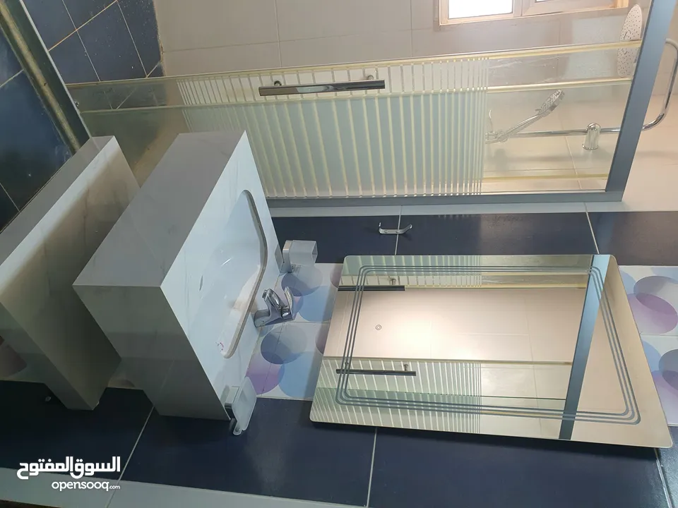 شقة للإيجار دير غبار
