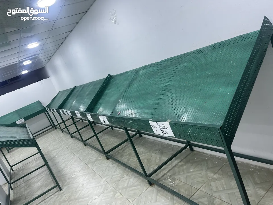محل خضار وفواكه كامل للبيع