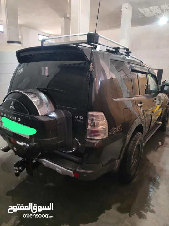 سيارة بجيرو كنج 2008