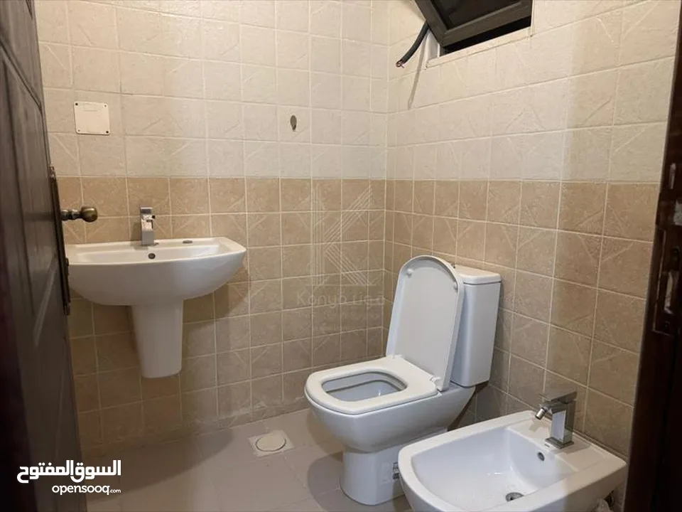 شقة مميزة للبيع في حي الصحابة