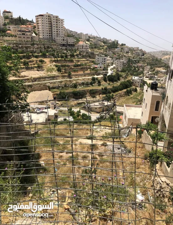 قطعة ارض 600 متر ( خلة المغاربة ) مطلة على عين ديربحة