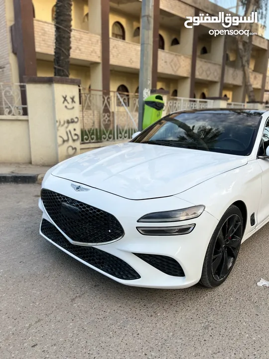 Genesis g70 2022 v6 3.3T    جينيسس جي 70 حره بدون رقم