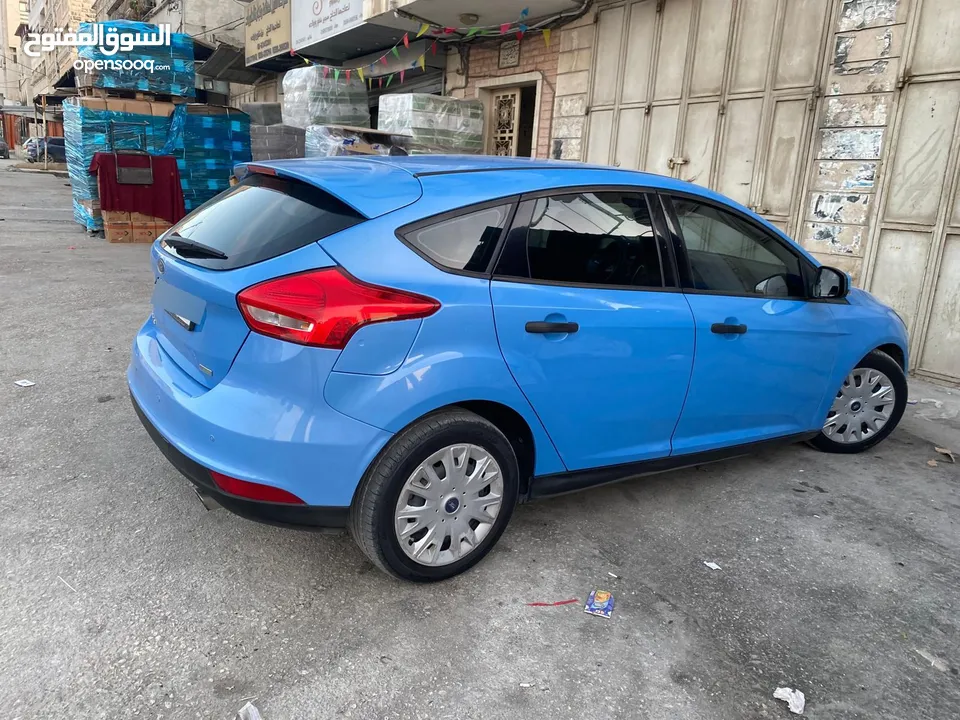فورد فوكس .