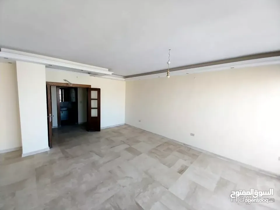 شقة 190م مميزة قرب كوزمو السابع مع روف باطلاله بنوراميه رائعة ( Property ID : 30559 )