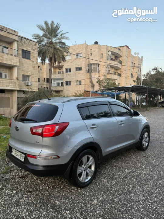 فقط 52 الف كاش جيب كيا سبورتج 2012 فل يد اولى اغلبه دهان شركة ترخيص تامين جيب بالورقة سعر حرق 4/4