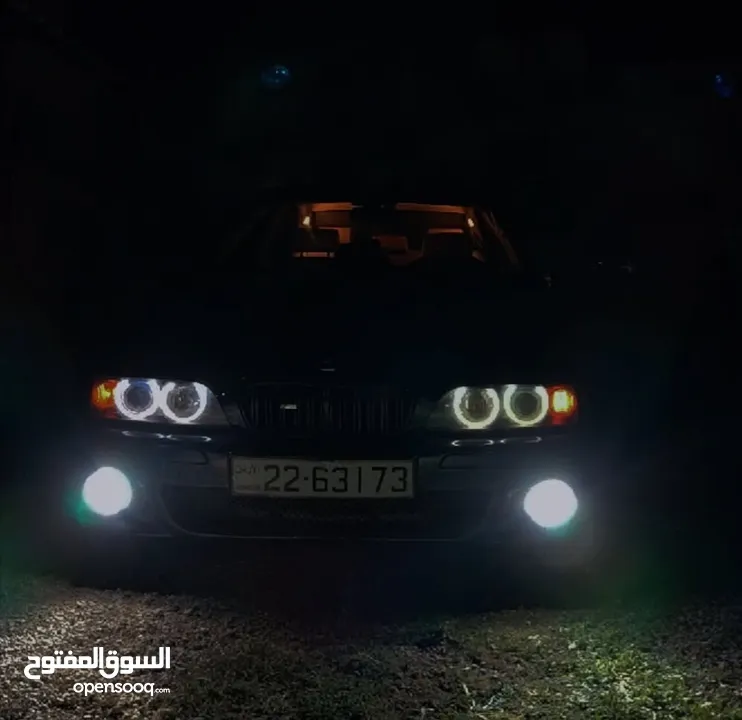 Bmw e39 520 2000 الدب للبيع