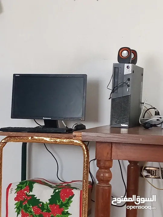 كمبيوتر للبيع