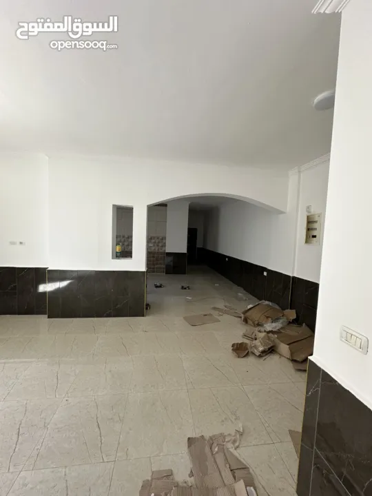 شقة للبيع او للبدل علي سيارة