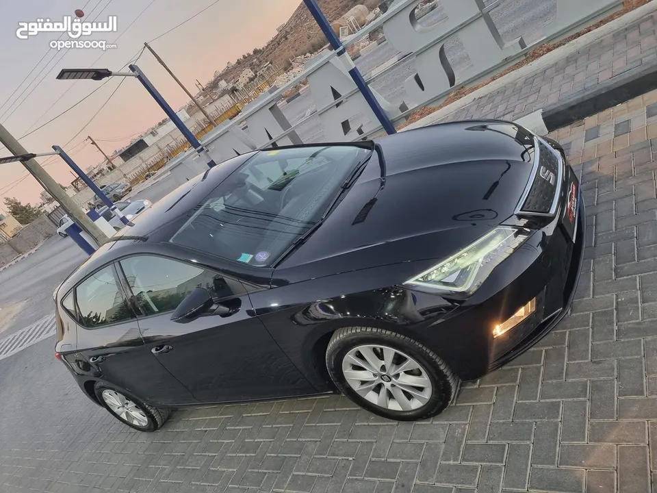 سيات ليون 2020 للبيع