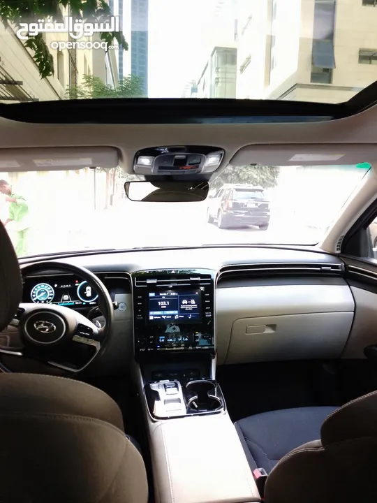 Golden Drive have Hyundai TOSAN panorama للايجار