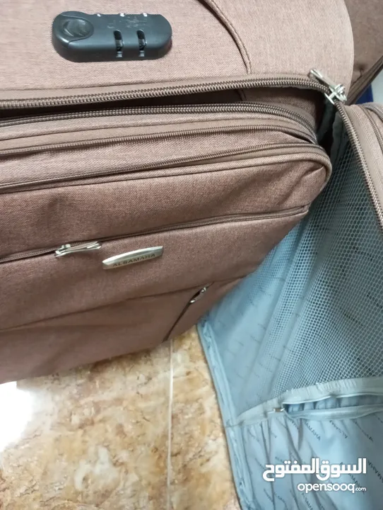شنط حقائب سفر